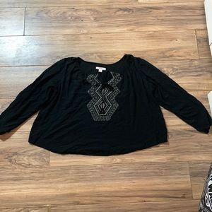 Super cute XL flowey shirt